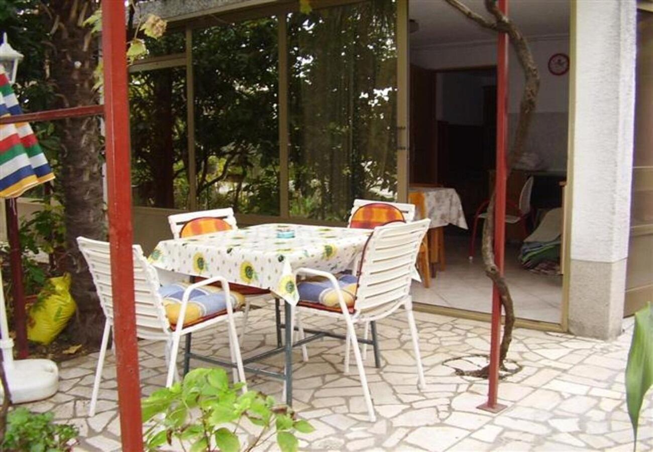 Apartments Olgi - Free Parking Crikvenica Buitenkant foto
